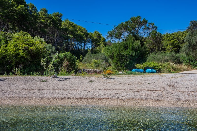 Vela Luka: Uvala Slatina