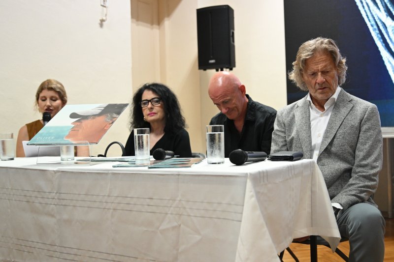 Promocija novog albuma Olivera Dragojevića 'Dolaziš'