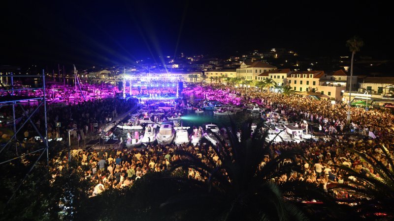 Koncert 'Trag u beskraju'