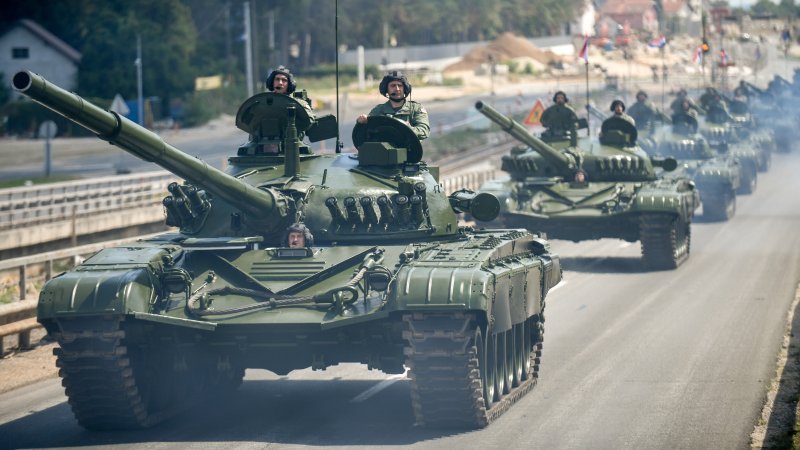 Tenk M-84
