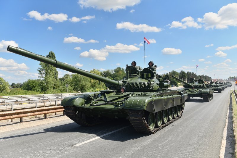 Tenk M-84