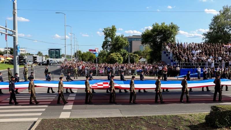 Vojni mimohod u Zagrebu 2025.