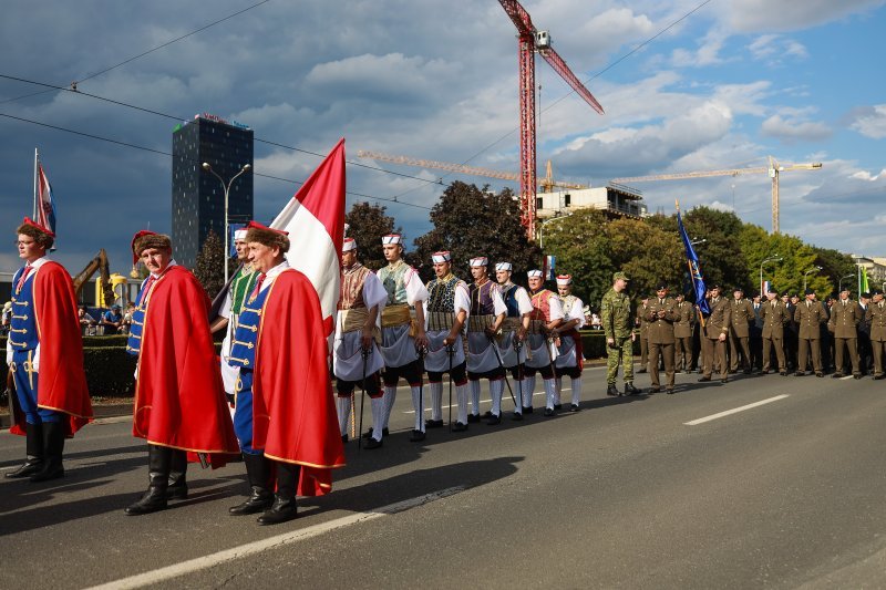Vojni mimohod u Zagrebu 2025.