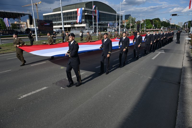 Vojni mimohod u Zagrebu 2025.