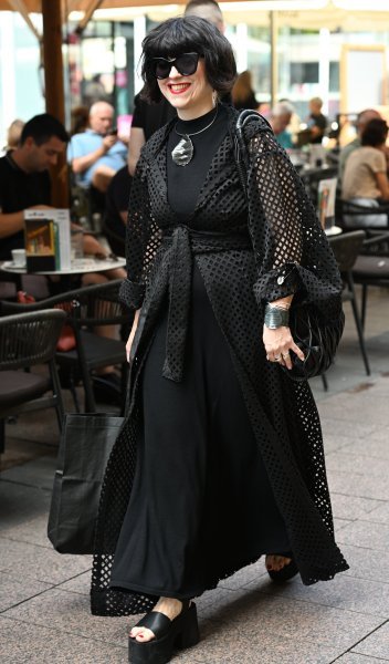 Mirela Holy (3)