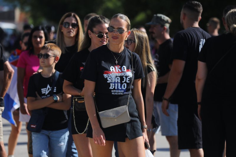 Modne kombinacije na dolasku na koncert Thompsona