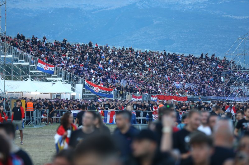 U iščekivanju Thompsonova koncerta