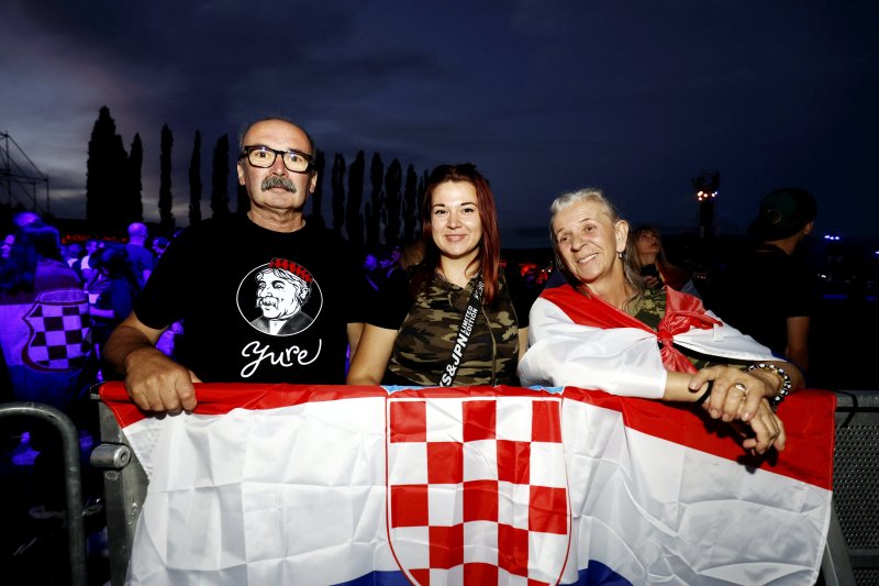 U iščekivanju Thompsonova koncerta