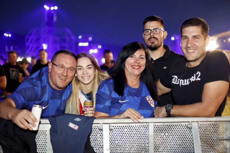 U iščekivanju Thompsonova koncerta