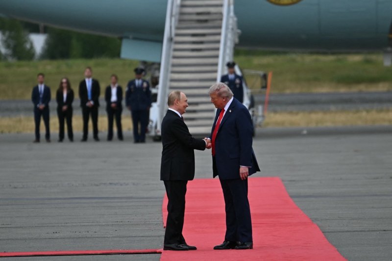 Prvi susret Trumpa i Putina