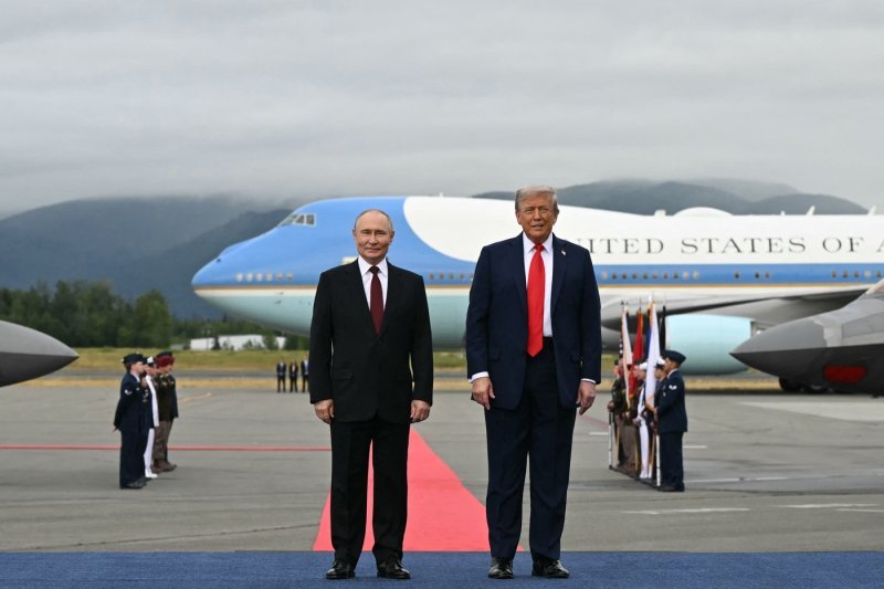 Prvi susret Trumpa i Putina