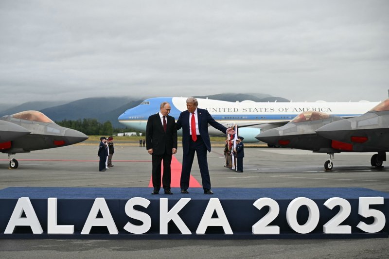 Prvi susret Trumpa i Putina