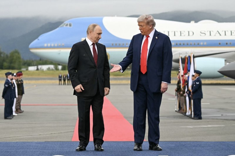 Prvi susret Trumpa i Putina