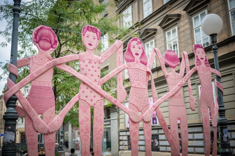 Umjetnička instalacija u sklopu projekta Okolo u Zagrebu