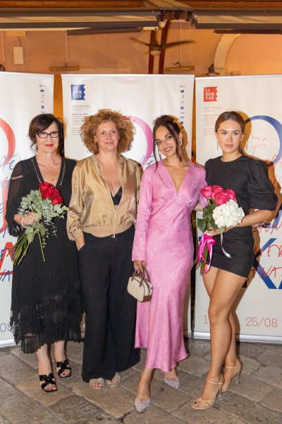 Senka Bulić, Nina Violić, Ružica Marus, Tena Nemet Brankov
