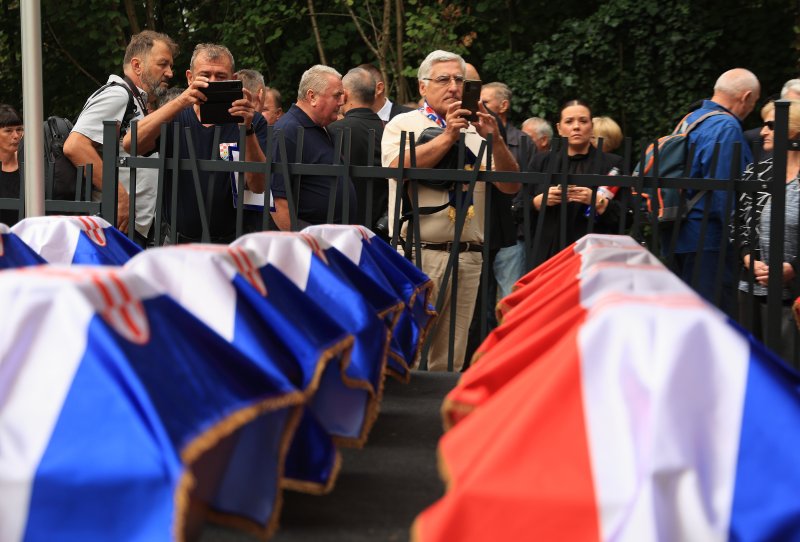 Ukop 814 žrtava Drugog svjetskog rata i poslijeratnog razdoblja ekshumiranih iz masovne grobnice jama Jazovka