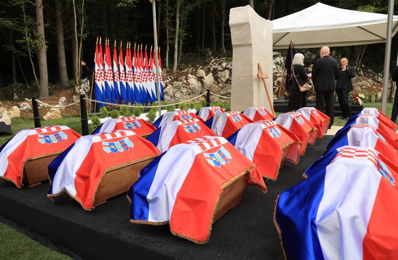 Ukop 814 žrtava Drugog svjetskog rata i poslijeratnog razdoblja ekshumiranih iz masovne grobnice jama Jazovka
