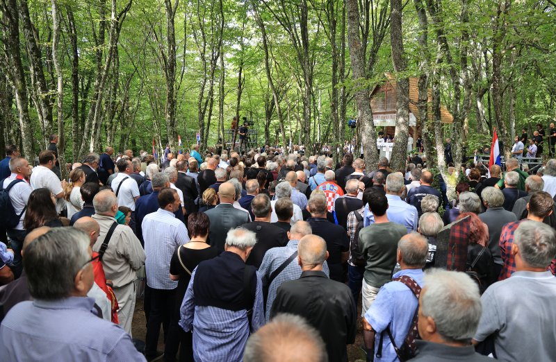 Ukop 814 žrtava Drugog svjetskog rata i poslijeratnog razdoblja ekshumiranih iz masovne grobnice jama Jazovka