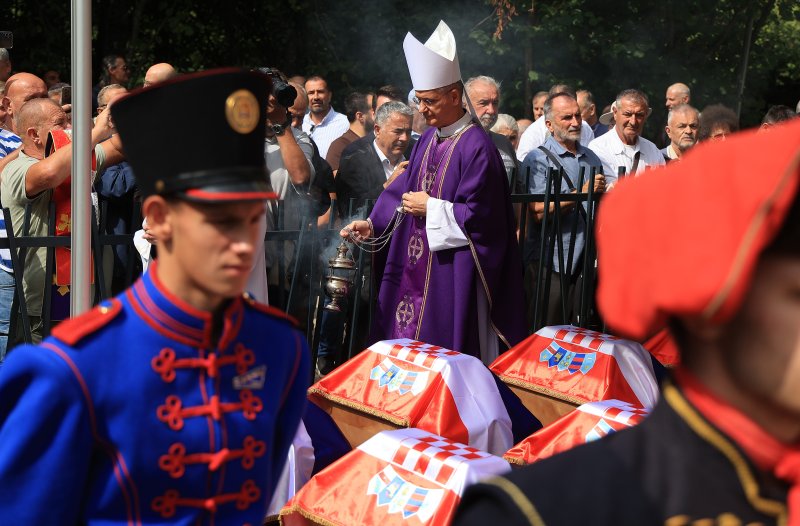 Ukop 814 žrtava Drugog svjetskog rata i poslijeratnog razdoblja ekshumiranih iz masovne grobnice jama Jazovka