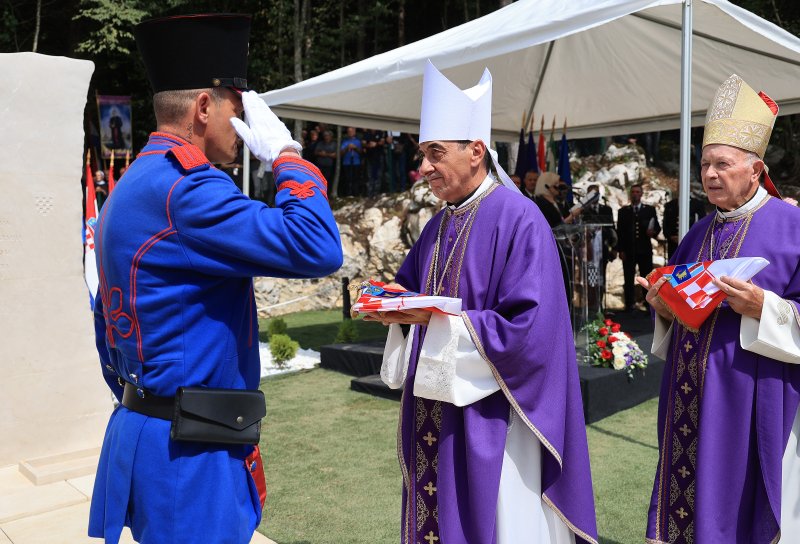 Ukop 814 žrtava Drugog svjetskog rata i poslijeratnog razdoblja ekshumiranih iz masovne grobnice jama Jazovka