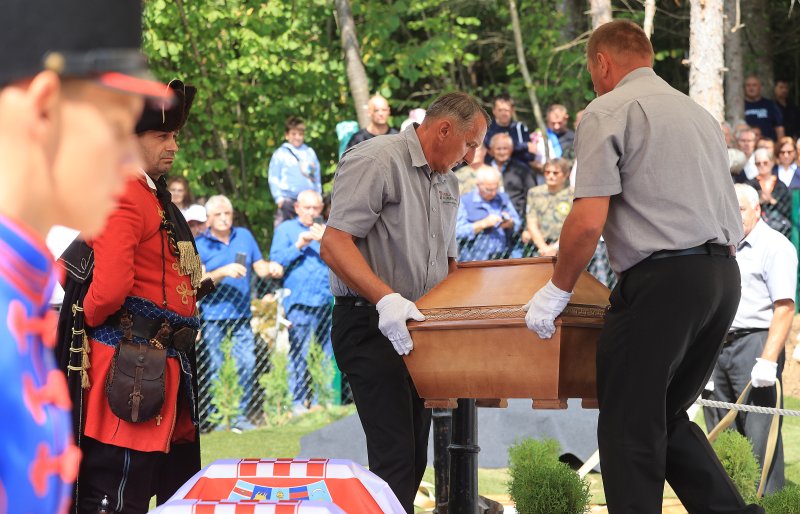 Ukop 814 žrtava Drugog svjetskog rata i poslijeratnog razdoblja ekshumiranih iz masovne grobnice jama Jazovka