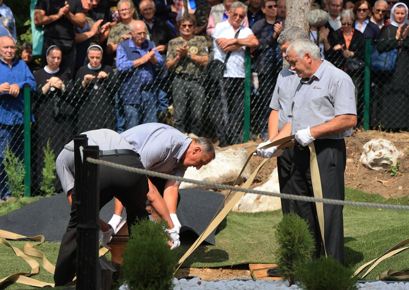 Ukop 814 žrtava Drugog svjetskog rata i poslijeratnog razdoblja ekshumiranih iz masovne grobnice jama Jazovka