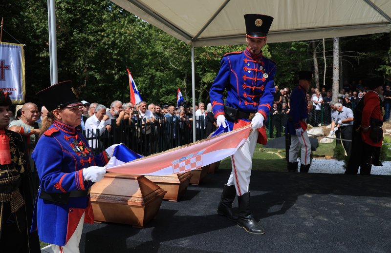 Ukop 814 žrtava Drugog svjetskog rata i poslijeratnog razdoblja ekshumiranih iz masovne grobnice jama Jazovka