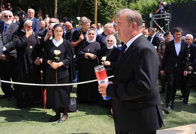 Ukop 814 žrtava Drugog svjetskog rata i poslijeratnog razdoblja ekshumiranih iz masovne grobnice jama Jazovka