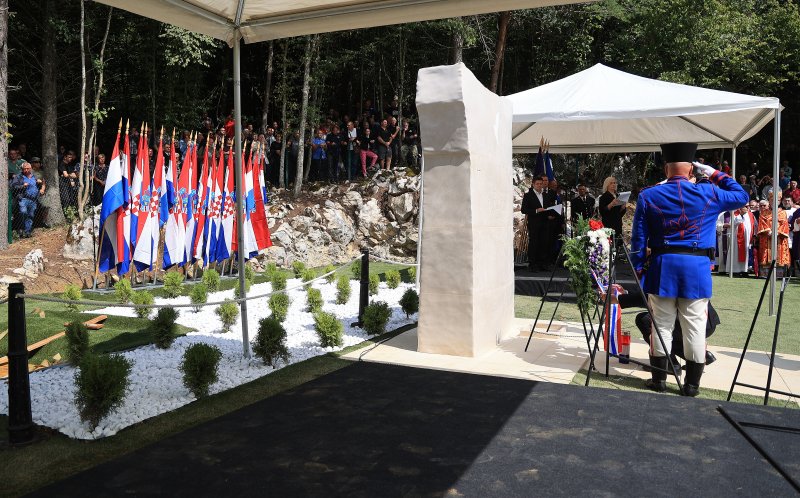 Ukop 814 žrtava Drugog svjetskog rata i poslijeratnog razdoblja ekshumiranih iz masovne grobnice jama Jazovka