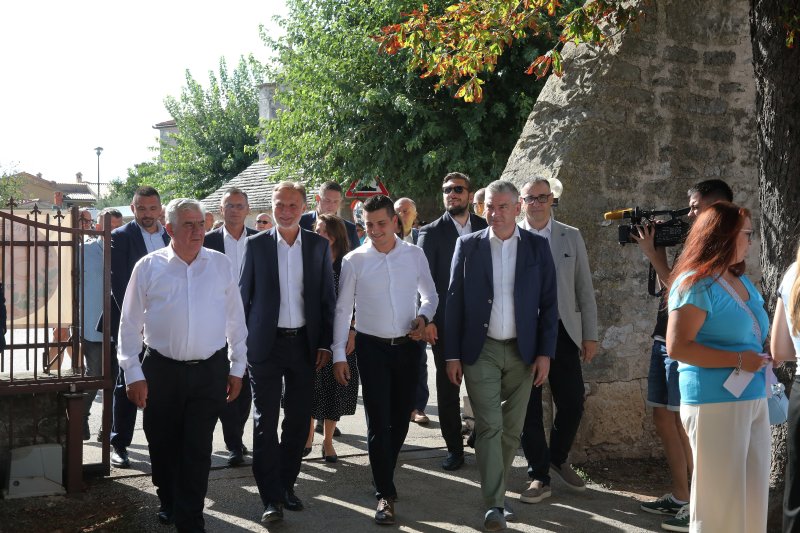 Atmosfera u Barbanu: 50. Trka na prstenac