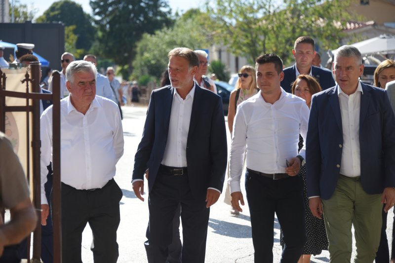 Atmosfera u Barbanu: 50. Trka na prstenac