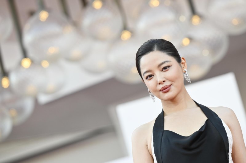Xin Zhilei