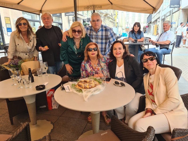 Anita Malenica s gostima na proslavi rođendana