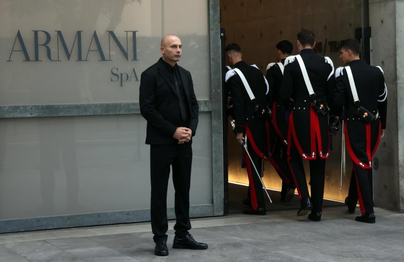 Sprovod Giorgija Armanija