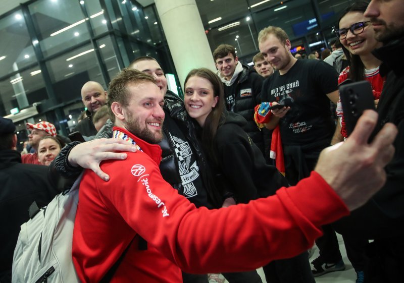 Doček rukometaša u Zračnoj luci Franjo Tuđman