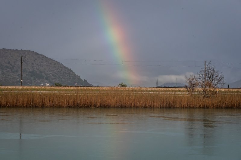 Duga iznad Neretve.