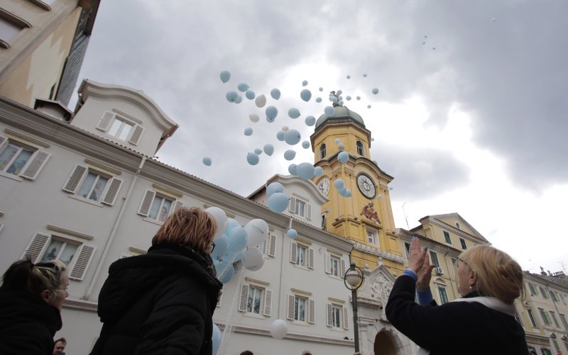 Rijeka: Puštanje balona na Svjetski dan svjesnosti o autizmu