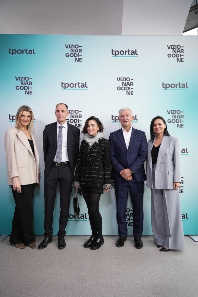 Dijana Suton, Siniša Đuranović, Zrinka Cvitešić, Marko Pipunić, Mirela Hegediš Horvat