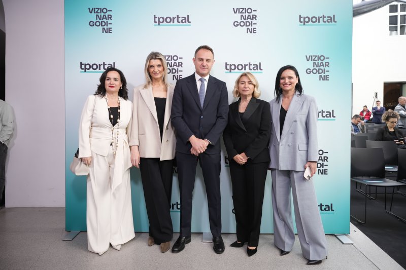 Iva Hraste Sočo, Dijana Suton, Zvonko Kolobara, Nataša Rapaić, Mirela Hegediš Horvat