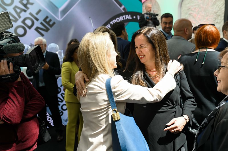 Irena Weber, Maja Weber