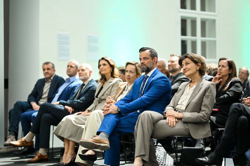 Marijana Bačić, Danijela Dolenec, Krešimir Partl, Martina Dalić