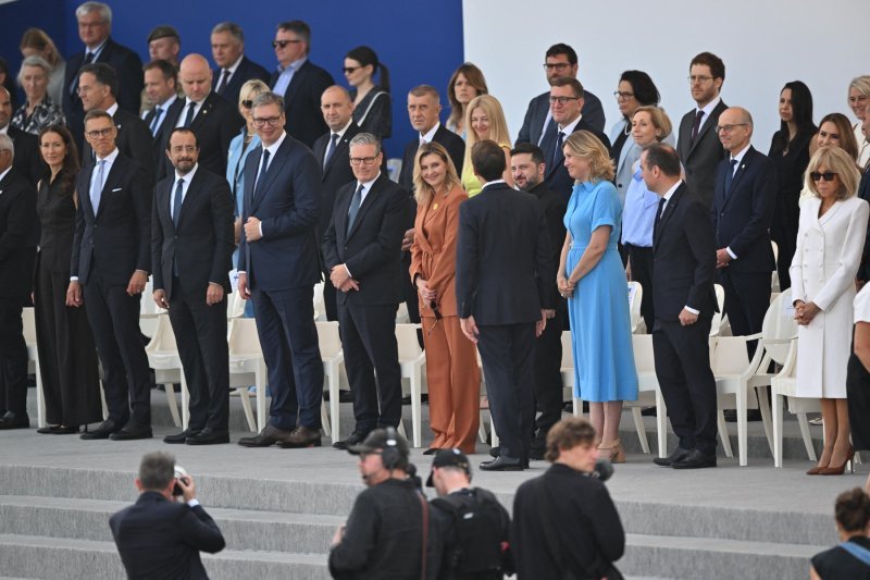 Vojni mimohod u Parizu