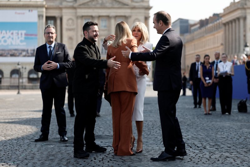 Vojni mimohod u Parizu