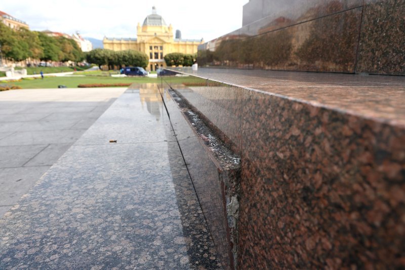 Zagreb: Oštećeno postolje spomenika kralju Tomislavu