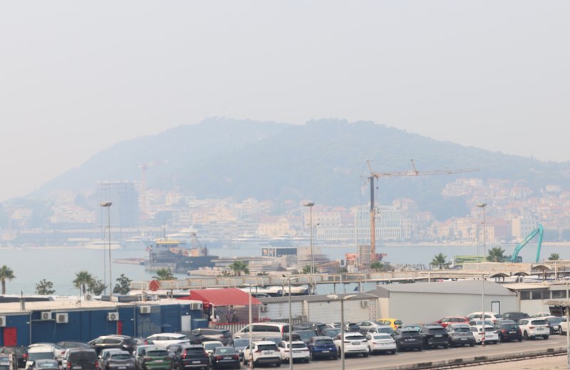 Split prekriven dimom zbog požara kod Tomislavgrada
