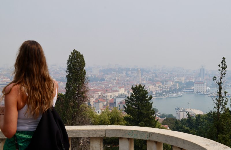 Split prekriven dimom zbog požara kod Tomislavgrada