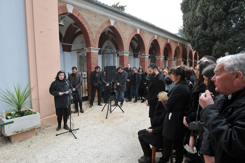 Pogreb novinara, rock kritičara, kantautora Ante Perkovića