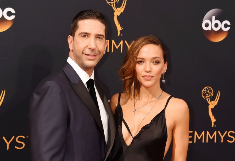 David Schwimmer i Zoe Buckman