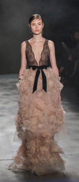 Modna revija kuće Marchesa na NY FW 02