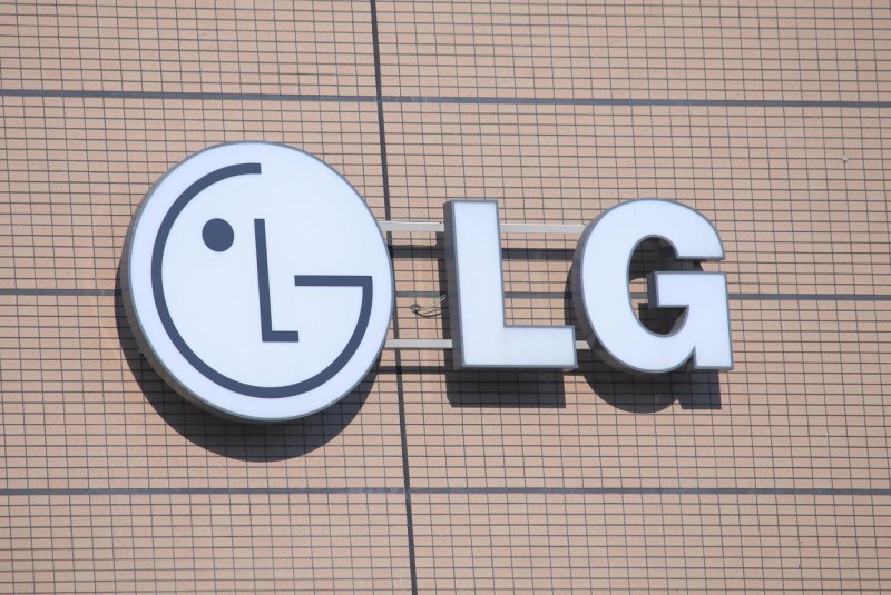 LG